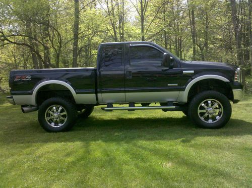 2005 ford f-250 fx4 lariat supercab  powerstroke diesel 4x4 lift leather