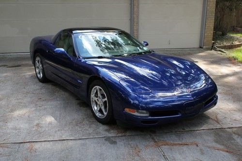 2004 corvette,color blue, commemorative