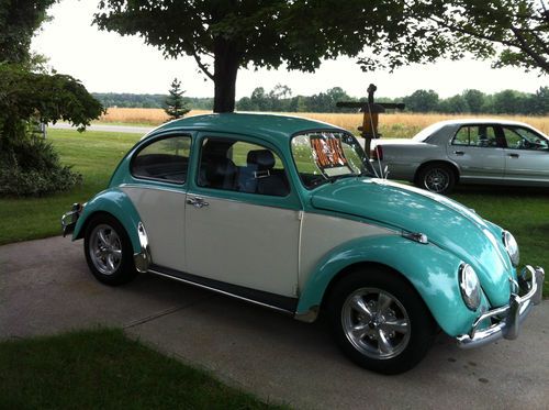 1967 vw beetle . no rust. very nice shape. have luggage rack and extras