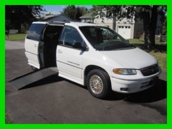 Town and country wheelchair van, low miles, no reserve, chrysler
