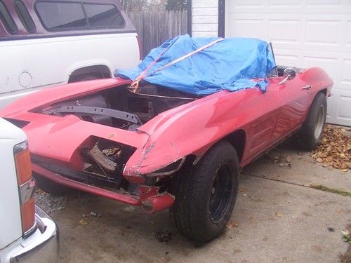 1963 chevrolet corvette convertible body &amp; rolling chassis  project or parts