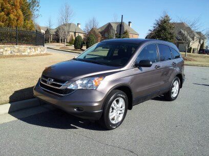 2010 honda cr-v   private seller, low miles, garaged, excellent condition