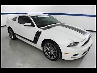 13 ford mustang gt premium, automatic, brembo brakes, super fast 1 owner!