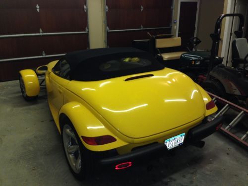 2000 prowler with matching ajax trailer..yellow! sweet car!