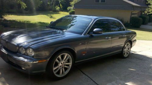 2004 xjr supercharged 4.2 v8. metallic grey with every option