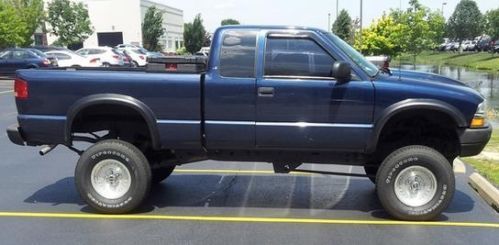2000 chevy s10 4x4 pickup truck loaded lifted zr2 automatic ext cab 3 door
