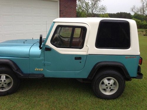 1995 jeep wrangler, good condition, 4 cylinder, 5 speed,
