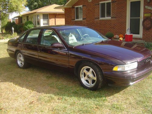 Chevrolet: impala ss 1995 chevy impala ss  luxurious 90's muscle car