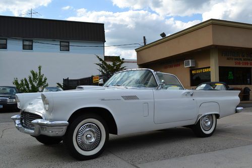 1957 ford thunderbird hardtop convertible! one of the best years for the t-bird!
