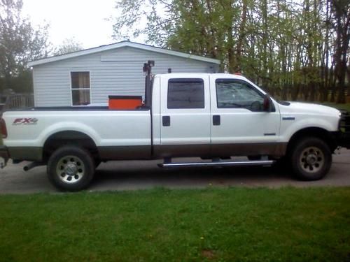 2005 ford f-350 super duty xlt extended cab long bed pickup 4-door 6.0l