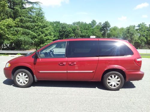 Chrysler town &amp; country