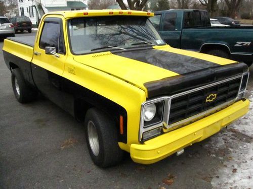 1979 chevy short box reg cab 2wd 350 hopped motor clean body and undercarriage!!