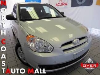 2011(11) hyundai accent gl beautiful silver! must see! clean! save big!!!