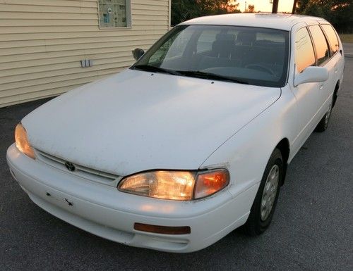 1995 toyota camry wagon le lo mileage well maintained drives perfect no reserve