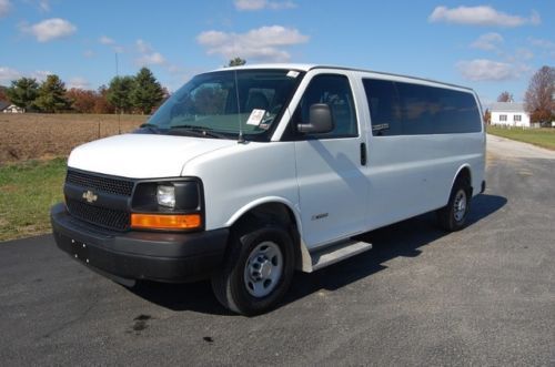 15 passenger extended 1 owner power pkg express clean dual ac clean look
