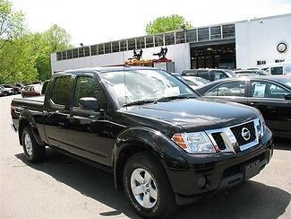 2012 nissan frontier sv crew cab pick up four wheel drive factory warranty