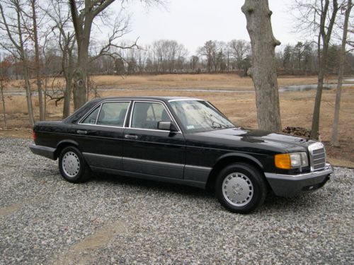 Mercedes-benz 300se 1991 , low mileage, showroom condition, rare opportunity