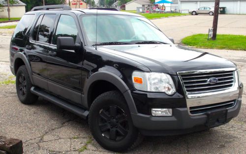 2006 ford explorer,4x4,3rd row,black, xlt,4.0tow package all power, great tires