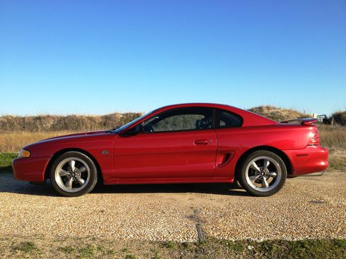 1994 ford mustang gt coupe 2-door 5.0l only 62k miles