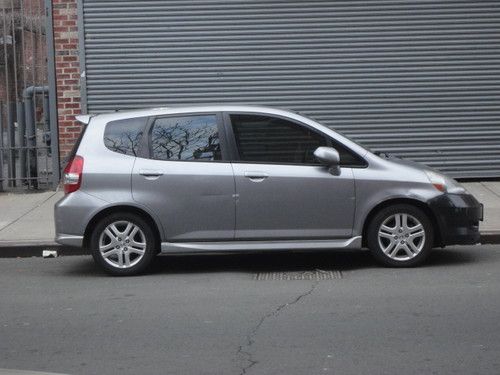 2007 honda fit sport hatchback 4-door 1.5l (silver with paddle shifters)