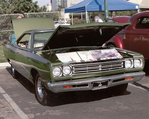 1969 plymouth road runner 383 classic