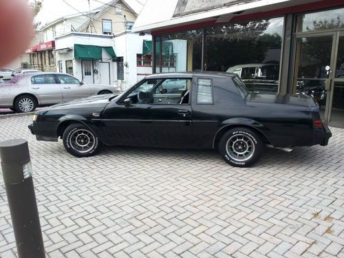 1987 buick grand national with t tops