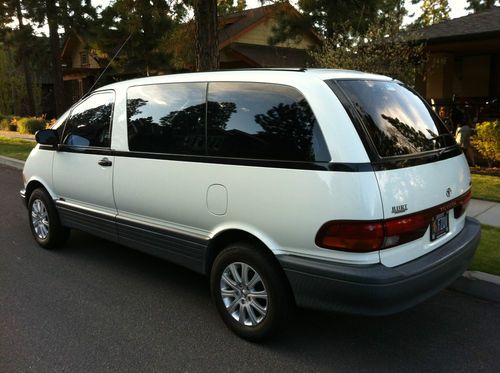 1992 toyota previa 5-spd awd all-trac van, perfect interior, needs headgasket wk