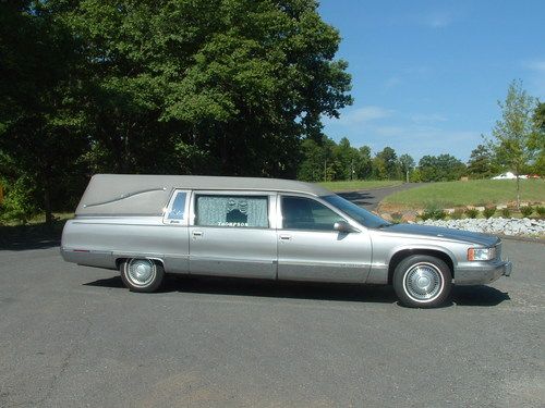 1996 cadillac fleetwood hearse limousine priced to sell