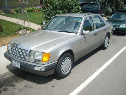 1991 mercedes benz 300e 4matic 128,374 miles excellent everything works clean
