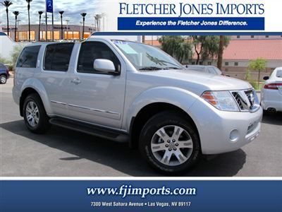 ****2011 nissan pathfinder silver edition, top of the line, fully loaded****