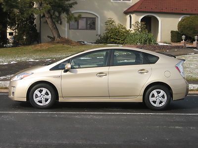 2010 toyota prius hybrid iii one owner clean only 58k miles must sell no reserve