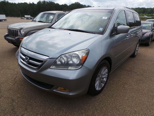 2007 honda odyssey touring with nav and rear entertainment system