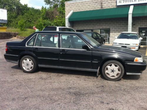 1998 volvo s90. perfect 1 owner with 80k miles. fully serviced. 3500 today only
