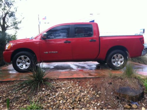 2008 nissan titan! clean carfax nice tires wont last long! great condition!