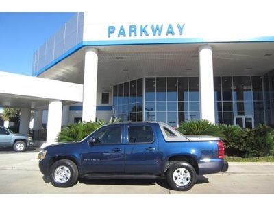 2011 chevy avalanche 2wd ls navigation gm certified remote start low miles
