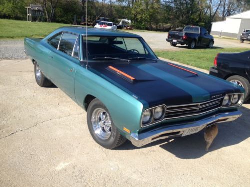 1969 plymouth road runner 383 - 59,700 miles - from private collection look!!