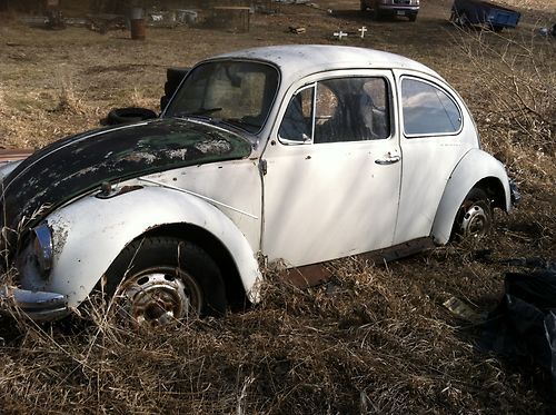 1970 volkswagon beetle - for parts / restore - fair / good condition  (no title)
