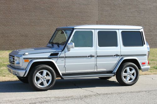 2008 mercedes-benz g500 one owner with only 53,000 miles and like new condition