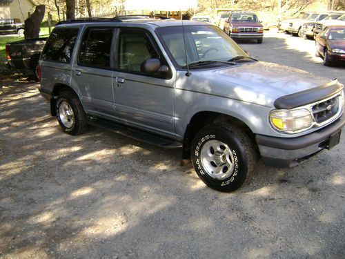 1998 ford explorer xlt no reserve!!! bid to buy!!!  4-door 4.0l