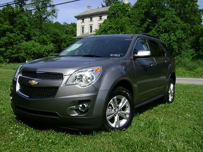 One owner carfax clean history awd equinox loaded with leather nav v6 moonroof