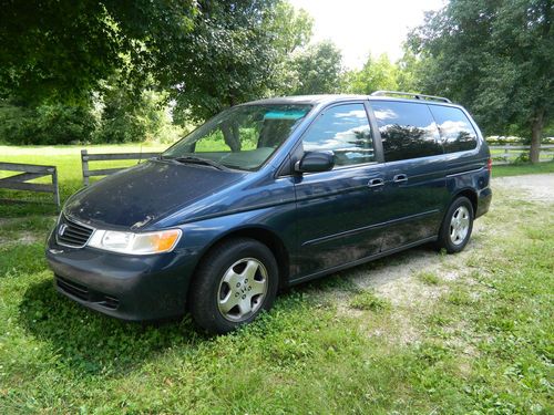 1999 honda odyssey minivan with 3rd row and low reserve