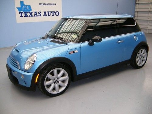 We finance!!!  2004 mini cooper s hardtop supercharged 6-speed pan roof xenon