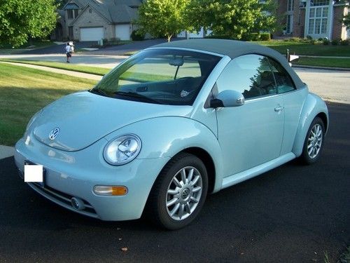 2005 volkswagon beetle convertible! light blue/blk top/gray int.