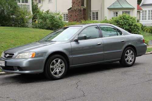 2000 acura tl, grey 4 door, sunroof, automatic, 169k miles, mint condition