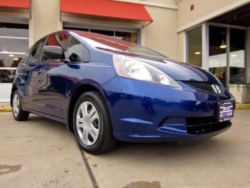 2011 honda fit, automatic, cruise control, great gas saver, more!