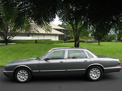 53,000 miles xj8 clean carfax florida car very clean inside and out