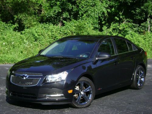 One owner carfax clean black magic cruze turbo auto w/heated leather  no reserve