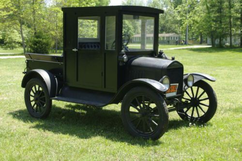 Pickup truck built on 1916 ford model t chassis