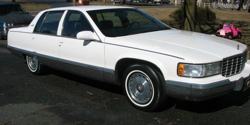 1995 cadillac fleetwood brougham beautiful white with blue leather lt1 v8