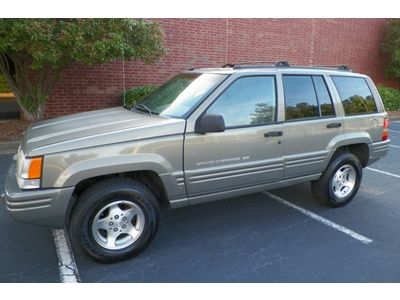 Jeep grand cherokee laredo southern owned tinted windows wood trim no reserve